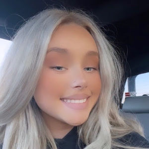 Meet your Posher, Lani